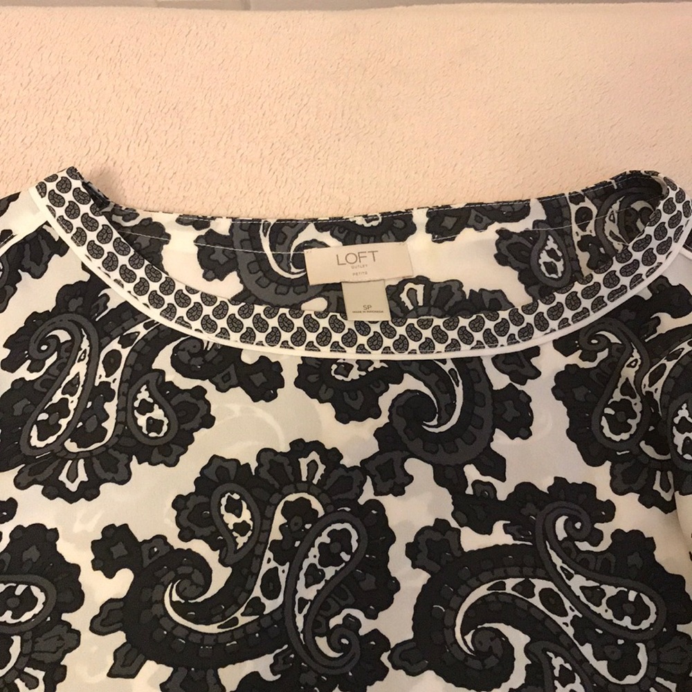 LOFT blouse - Picture 3 of 5